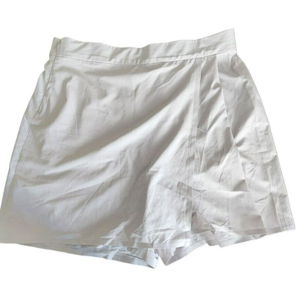 Athleta Shorts / Skirt Size 6